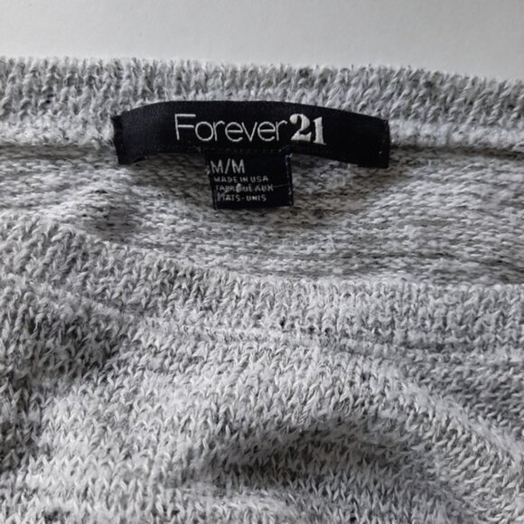 FOREVER 21 | Soft Dolman Sleeve Lightweight Fine Knit Sweater Top Gray Sz M - Picture 15 of 15